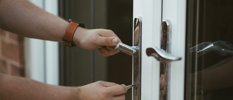 24 hour key locksmith Huntington Beach